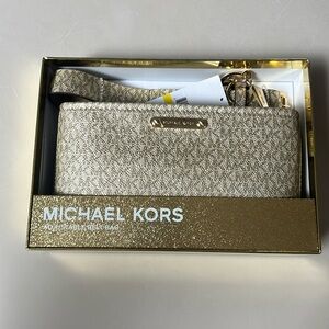 Micheal Kors Adjustable Belt Bag
